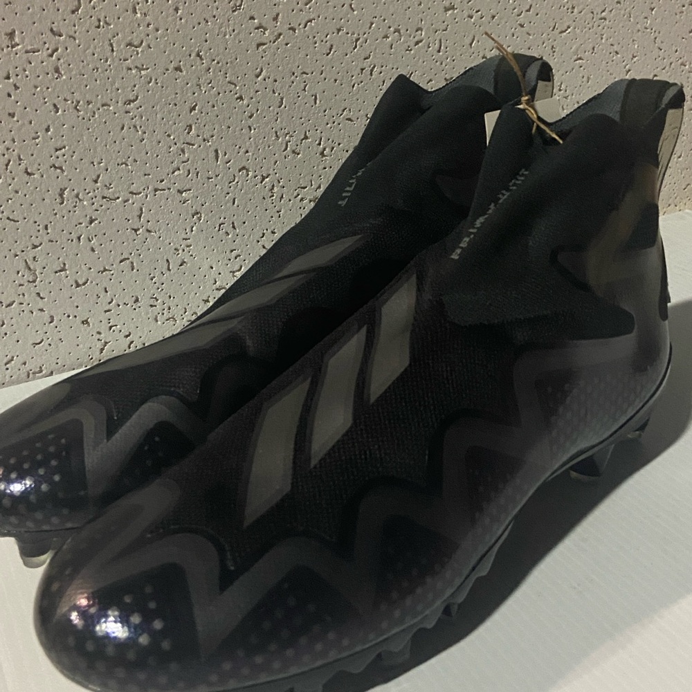 adidas Men's Black and Gray Athletic Shoes